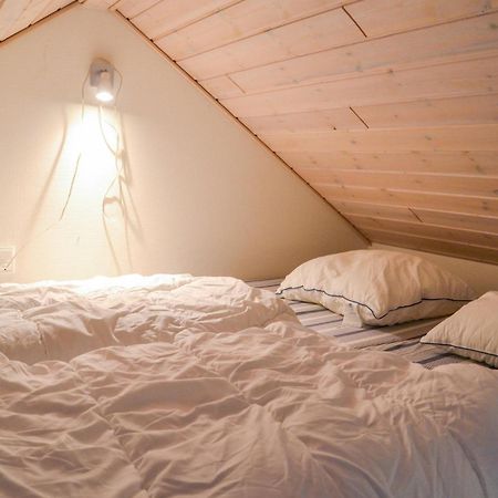 2 Bedroom Stunning Home In Grindsted Kültér fotó