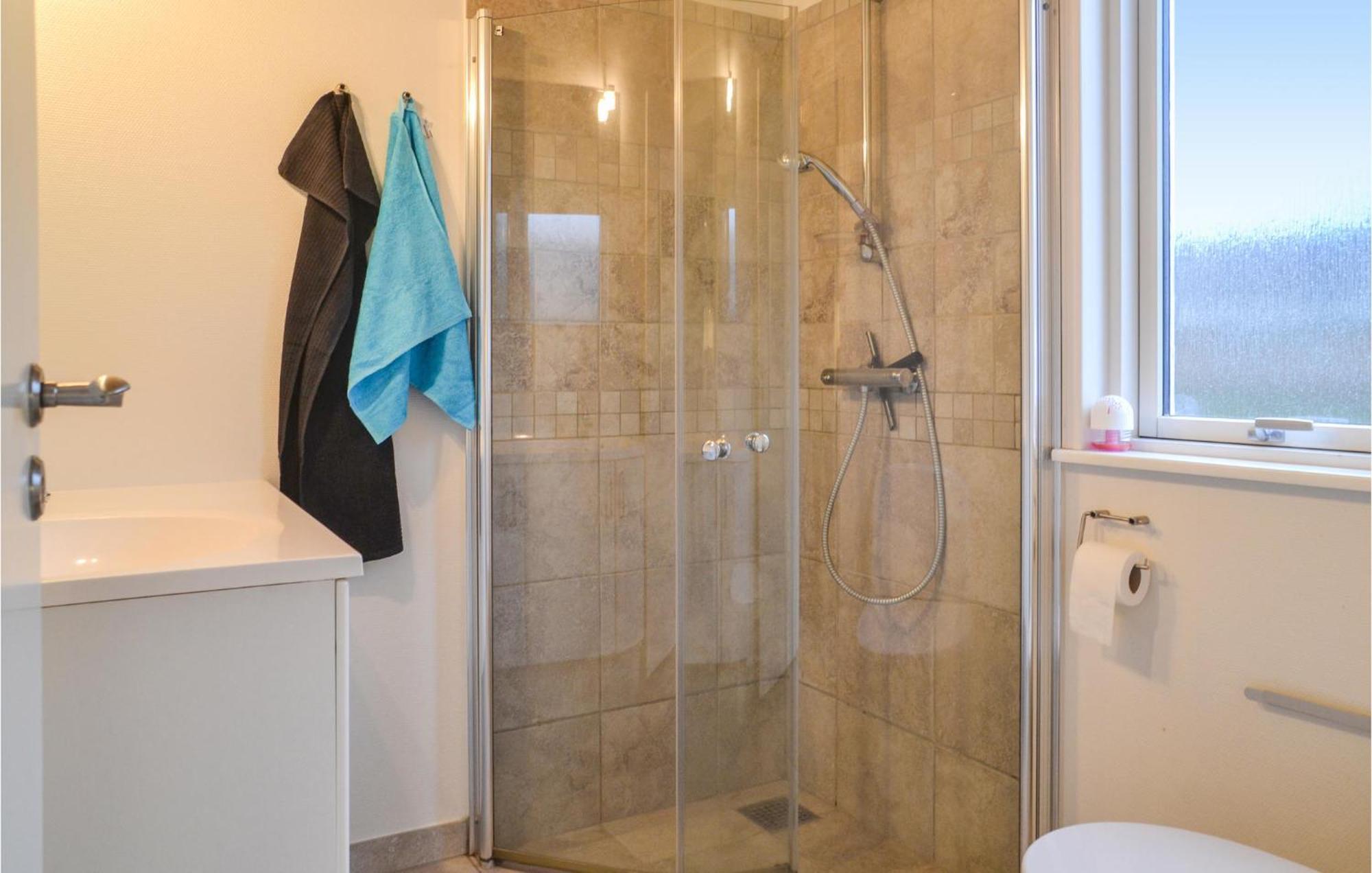 2 Bedroom Stunning Home In Grindsted Kültér fotó