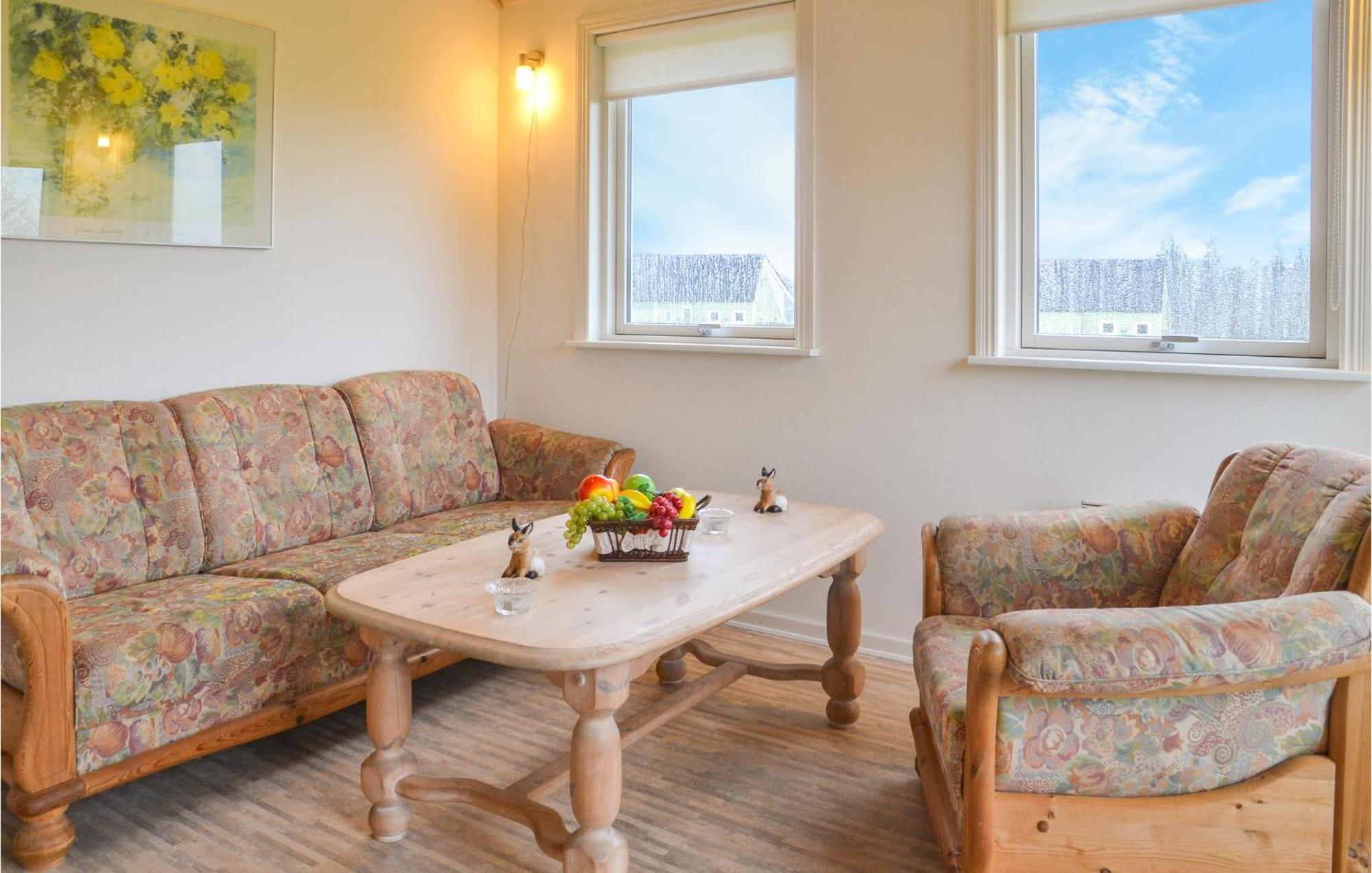 2 Bedroom Stunning Home In Grindsted Kültér fotó