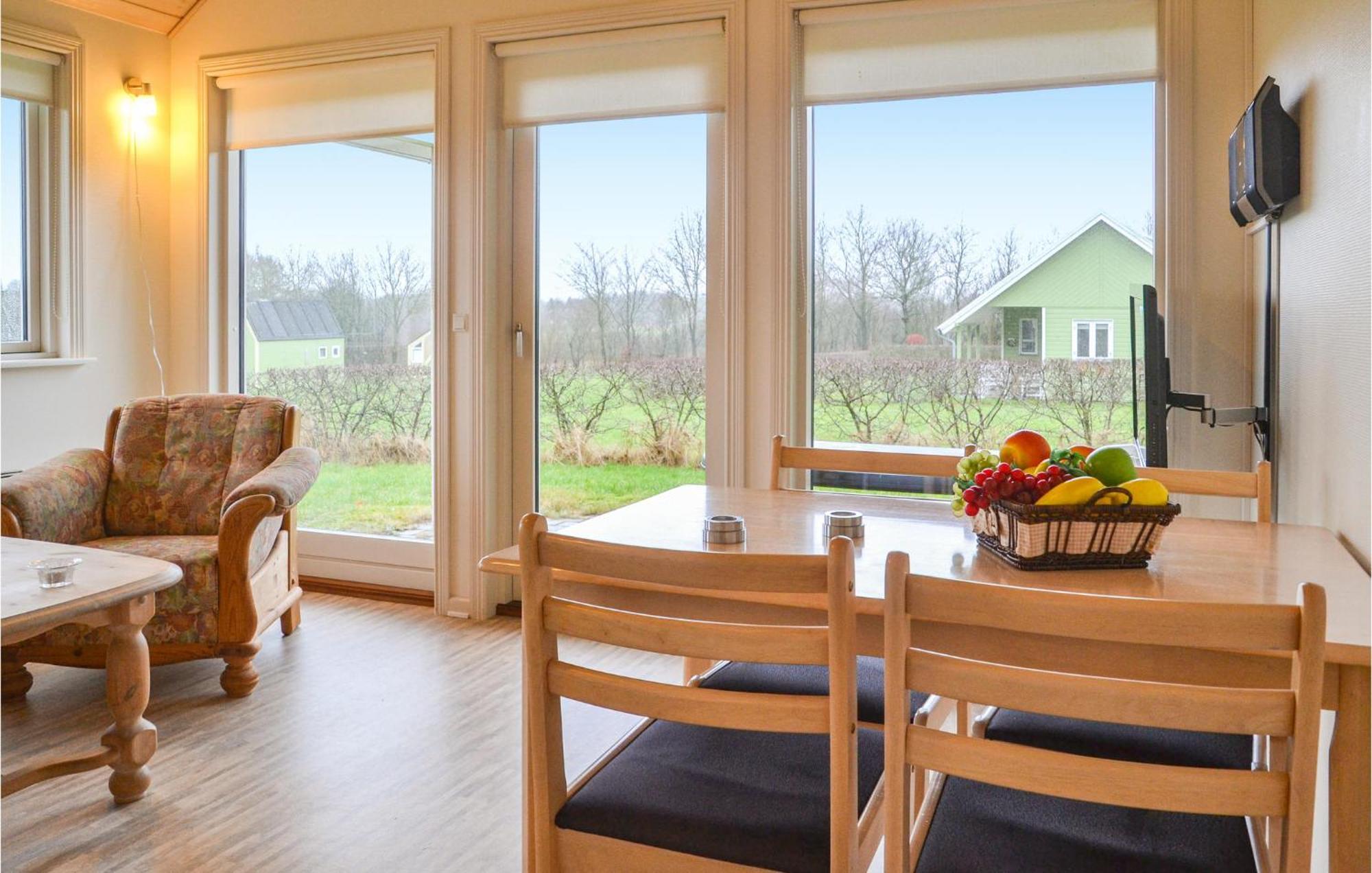 2 Bedroom Stunning Home In Grindsted Kültér fotó